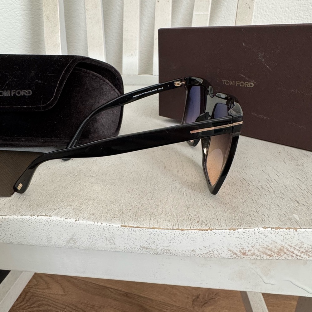 Tom Ford Black Gradient Sunglasses - Picture 3 of 4